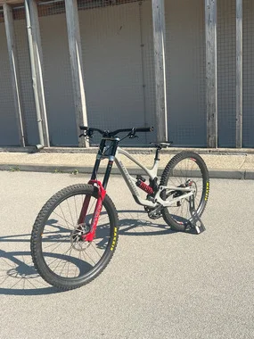 Nukeproof Dissent 290 RS (2020)