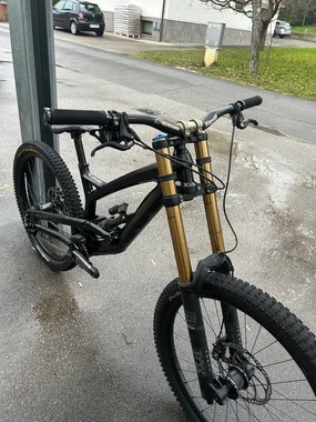 YT Tues CF pro