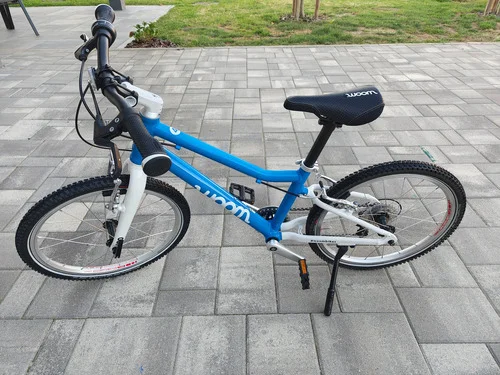 KOLO WOOM 4, 20col, MODER, KOT NOV, BREZ PRASKE