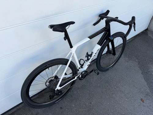 Canyon Grail CF SL 7 AERO M 2025 + powermeter