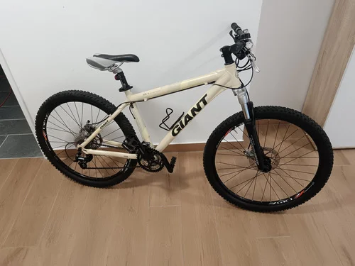 Gorsko kolo Giant; S,26