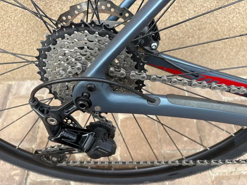 Gravel kolo Merida Silex 4000 karbon - XL -Odličen