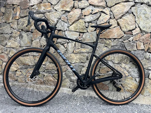 Giant Revolt velikost L