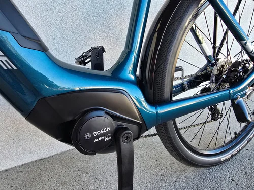 Lapierre E-urban 4.5 praktično novo samo 88km L velikost