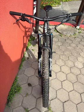 Specialized Status 160, Baujahr 2023, Fully, Enduro