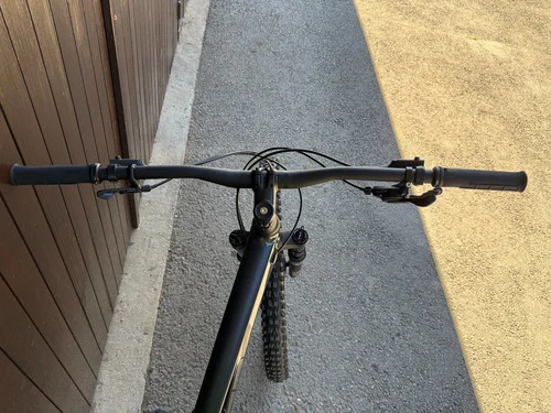Brdski bicikl Giant Stance 2 29 veličina L