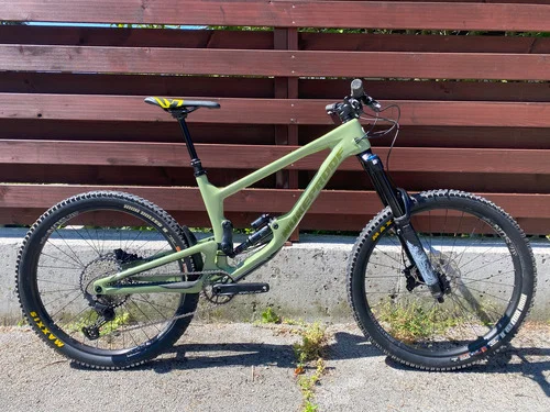 Nukeproof GIGA