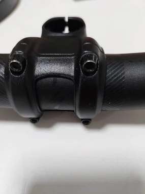 Nosilec krmila, fajfa, stem - Specialized 35mm
