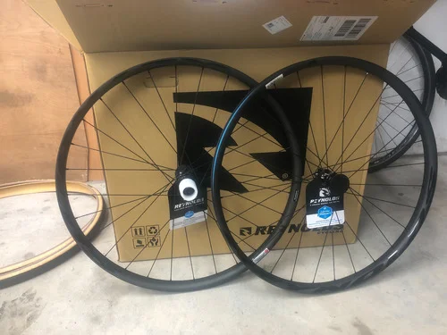 Obroči Reynolds blacklabel trail 329 pro