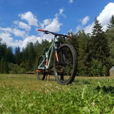 Specialized stuntjumper alloy, 2024, taille S4(L)