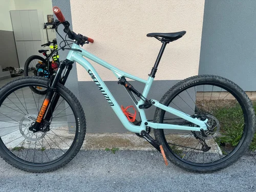 Specialized stuntjumper alloy, 2024, S4(L)-es méret
