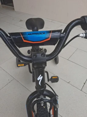 Specialized Hotrock 16