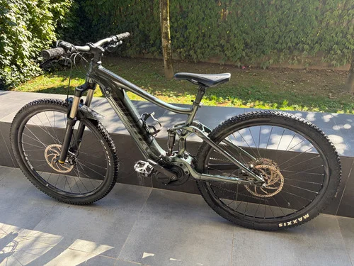 Giant Stance E+ 29 pollici M