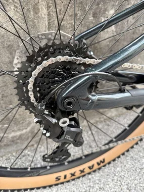 Elektrokolo Giant Talon E+