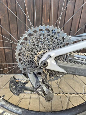 Santra Cruz Hightower 2 C S-KIT velikost M