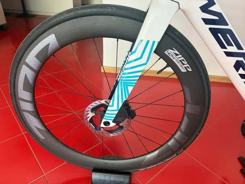 Merida Reacto Team Bahrain (na bazi 5000), letnik 2025, L