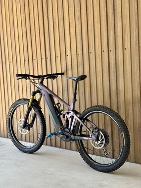 Giant Reign E+0