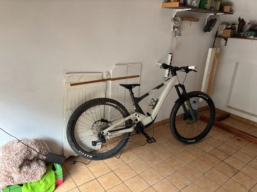 Voltage eride 920, Lyrik Ultimate