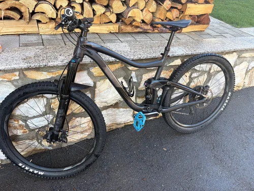Giant Trance 2 2021 zu verkaufen