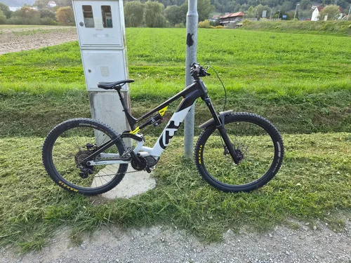 Husqvarna hc1
