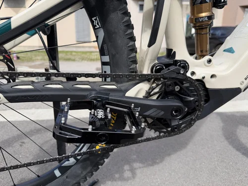 Pivot Shuttle AM Pro velikost L jako nové