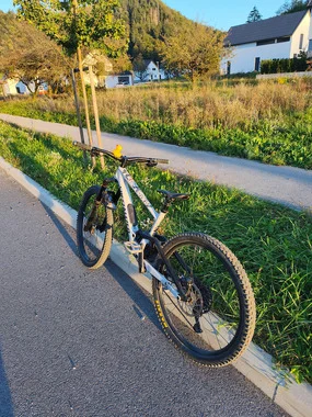 Specialized Enduro Comp 2023