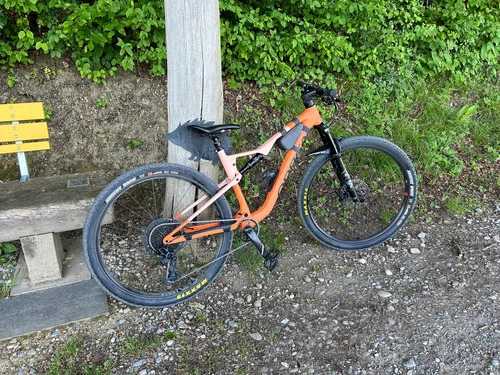 Orbea Oiz H20 2024 (L) – Karbonska gonilka | Stages Powermeter
